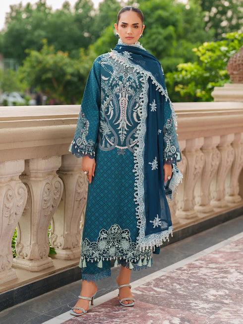 Ivy Bloom | Prishay | Winter