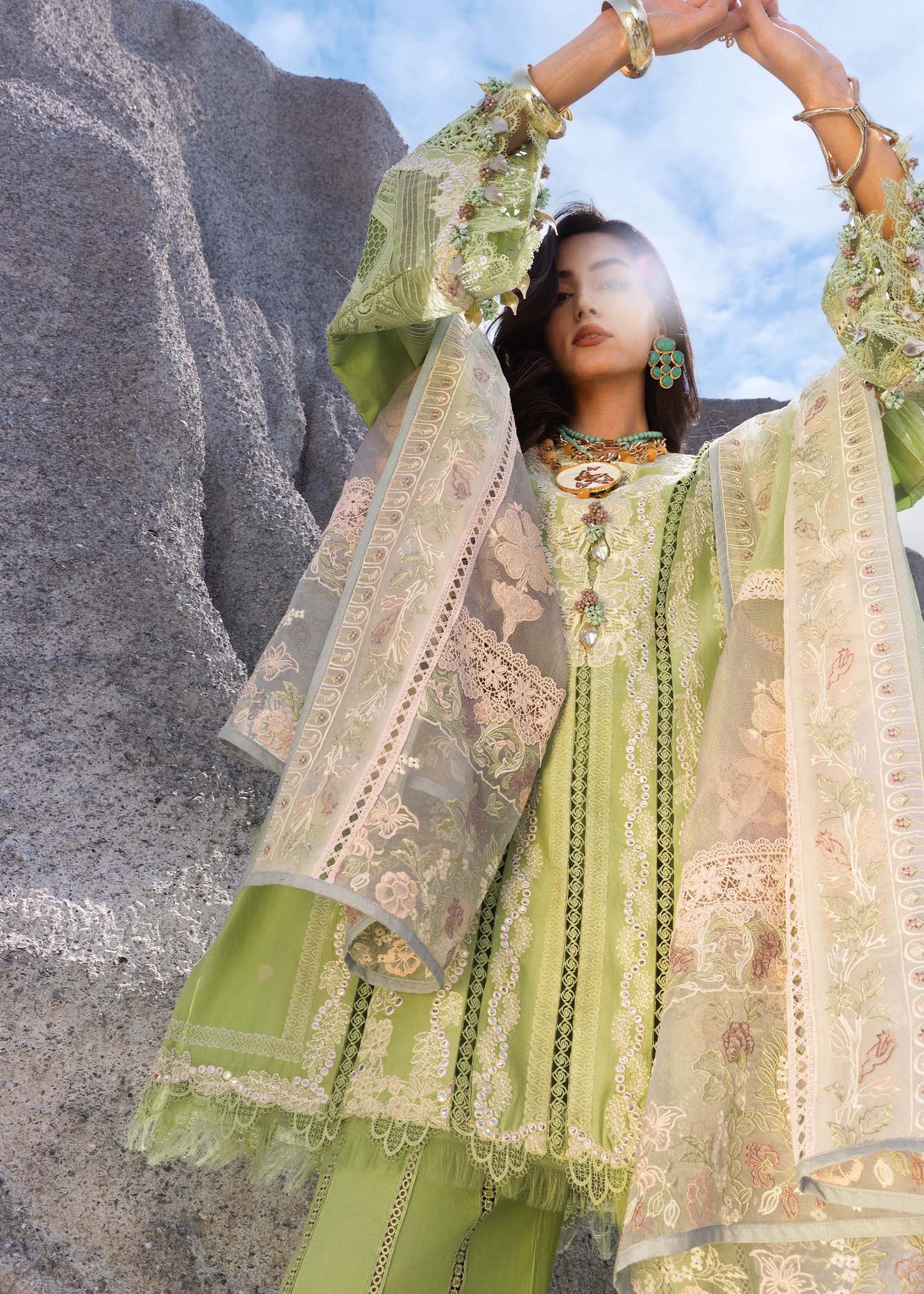Saira Shakira | Luxury Lawn | 3PC
